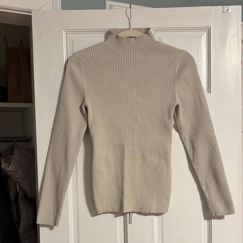 Aritzia Babaton Sculpt Knit mock neck